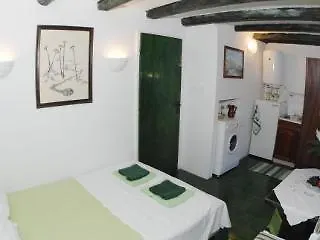 Artemida 3*